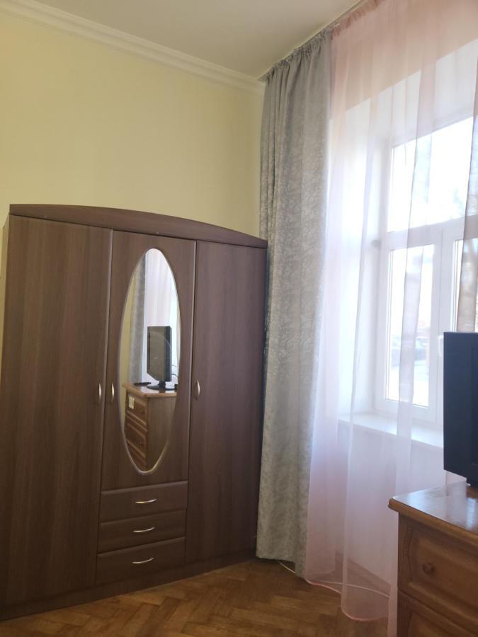 Затишна Оселя Apartment Lviv Exterior photo